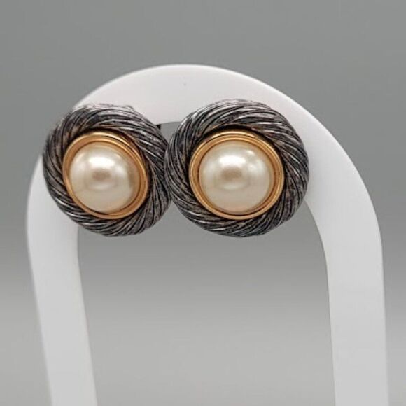 Premier Designs Matte Gold & Silver Filigree Pattern Earrings - Picture 2 of 8